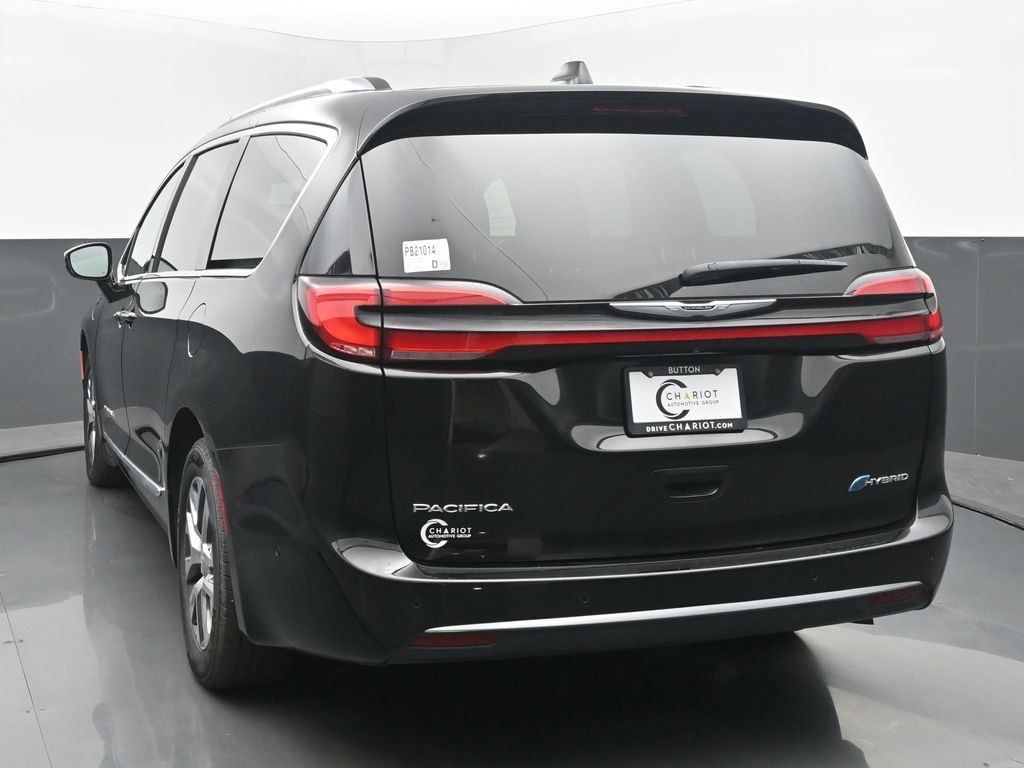 Used 2024 Chrysler Pacifica Hybrid Pinnacle Minivan/Van