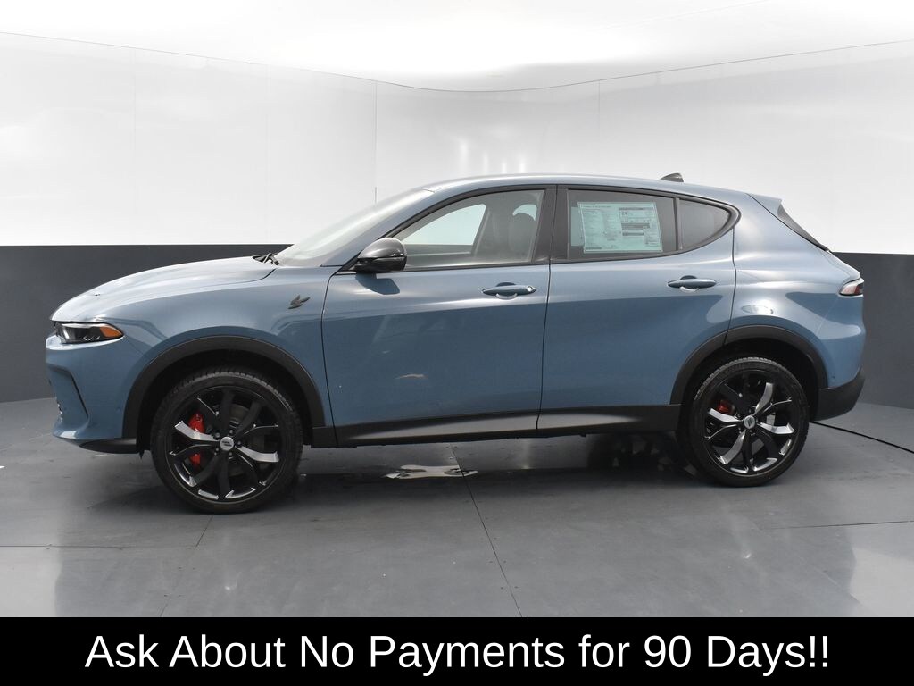 2024 Dodge Hornet GT photo 2