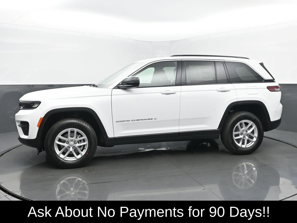 2025 Jeep Grand Cherokee Laredo X photo 2
