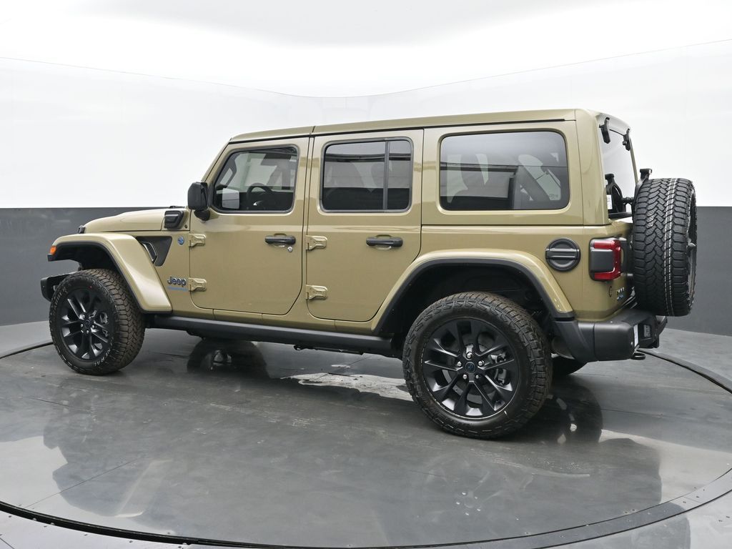 2025 Jeep Wrangler Sahara 4xe photo 3