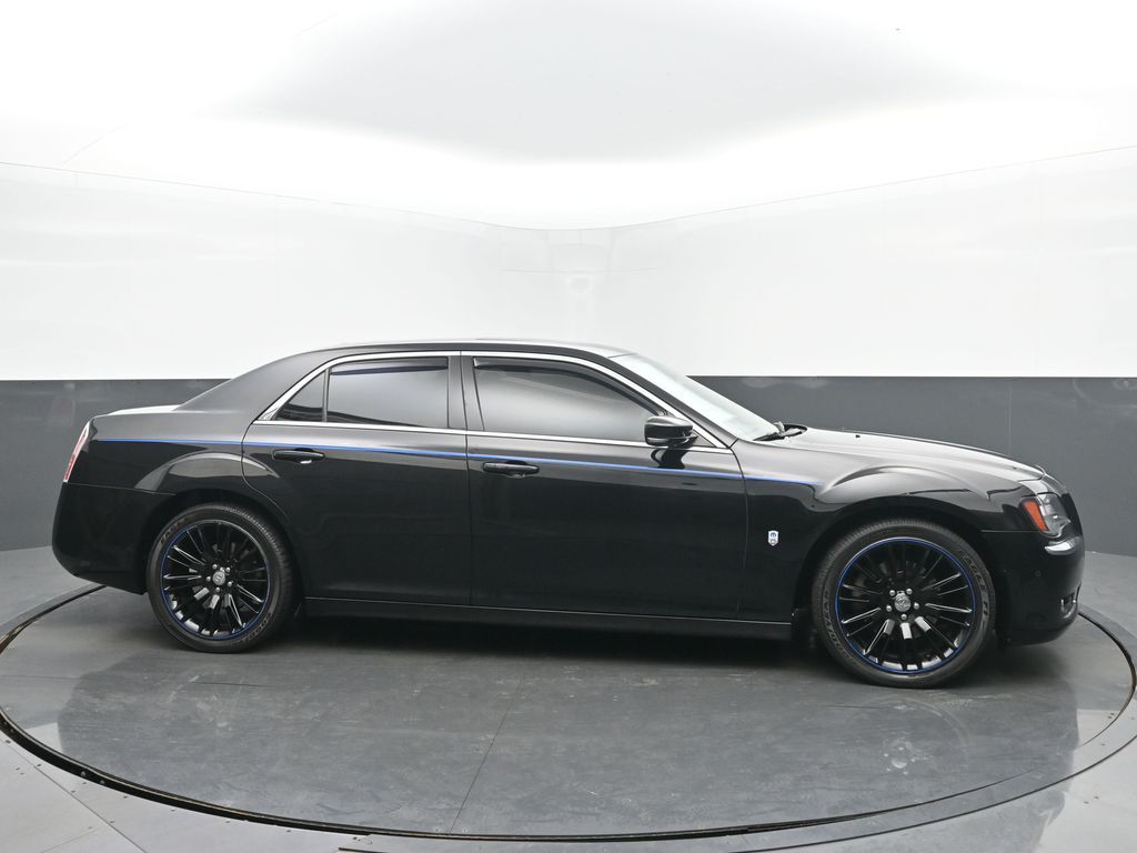 2012 Chrysler 300 S photo 3