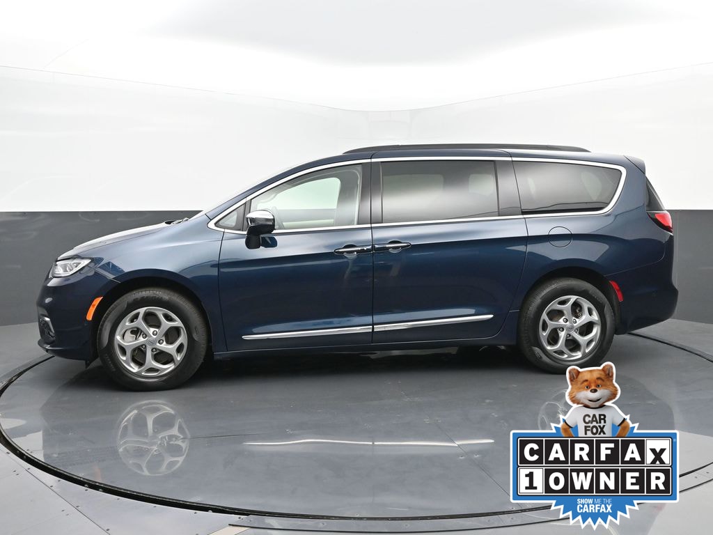 Used 2022 Chrysler Pacifica Limited with VIN 2C4RC3GG7NR145164 for sale in Kokomo, IN