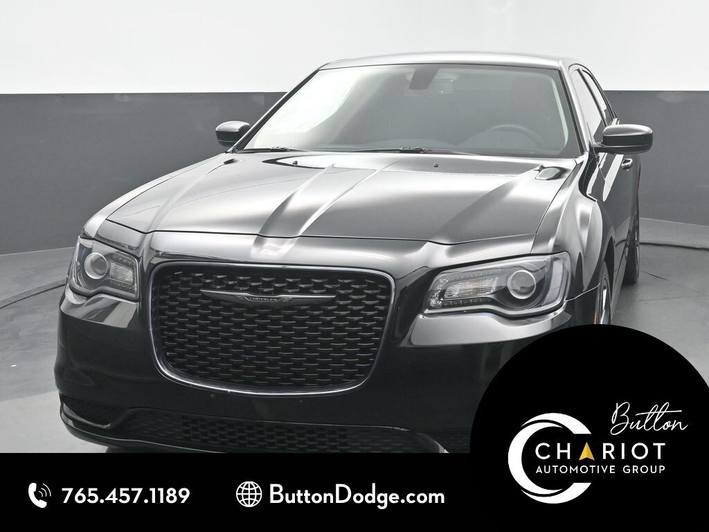 Used 2022 Chrysler 300 Touring Sedan