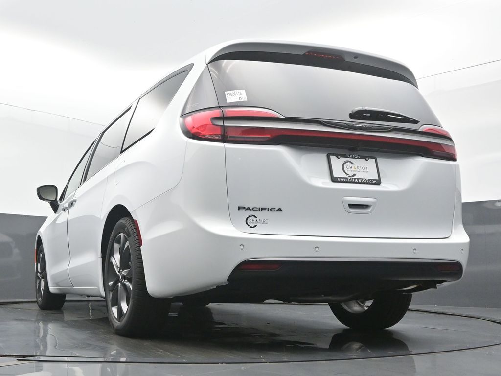 2026 Chrysler Pacifica Select - Photo 49