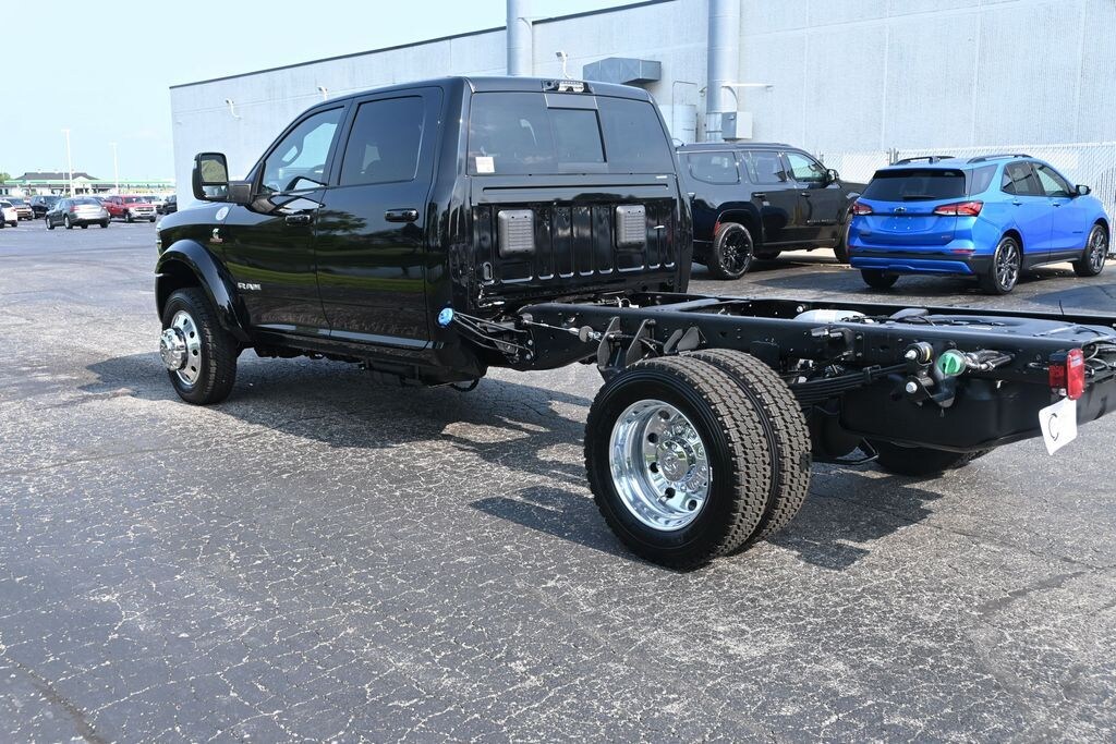 New 2026 Ram 5500HD Tradesman Pickup
