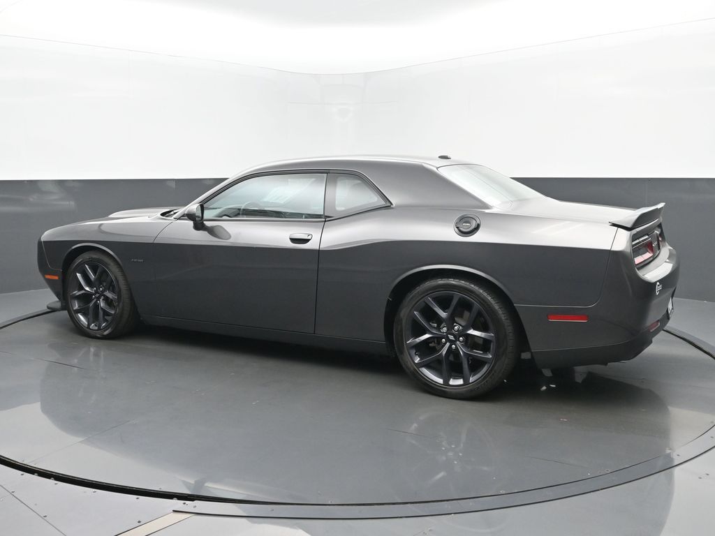 2019 Dodge Challenger R/T photo 3