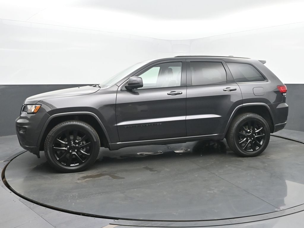 Used 2018 Jeep Grand Cherokee Altitude SUV