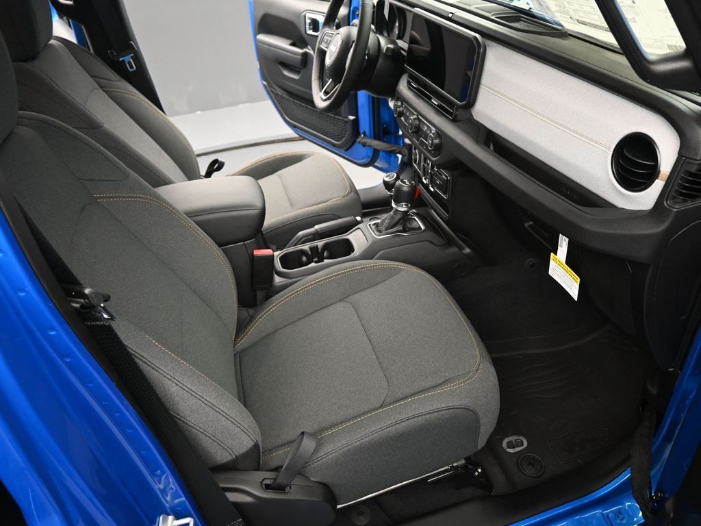 2025 Jeep Wrangler 4-Door Sport S - Photo 17