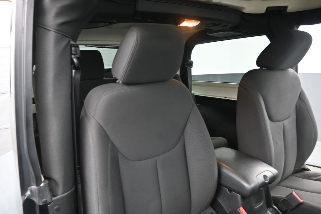 2015 Jeep Wrangler Sport - Photo 15