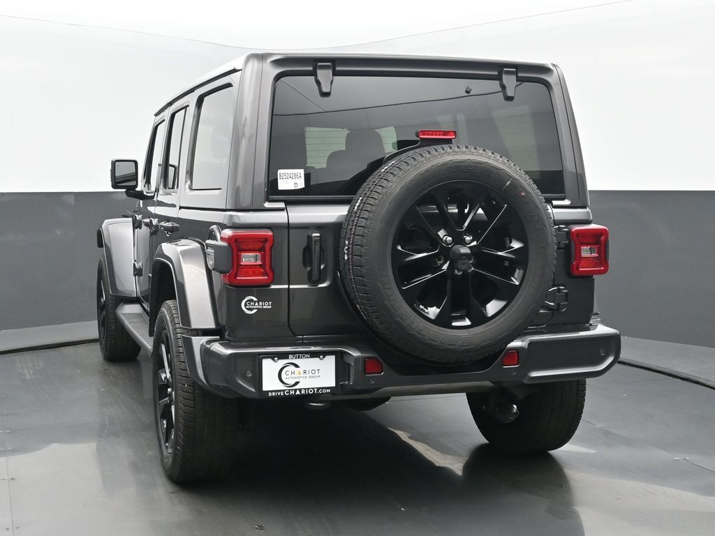2021 Jeep Wrangler Sahara High Altitude photo 4