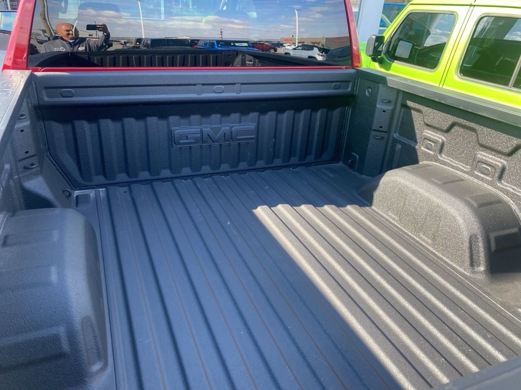 Used 2025 GMC Sierra 1500 SLT Truck