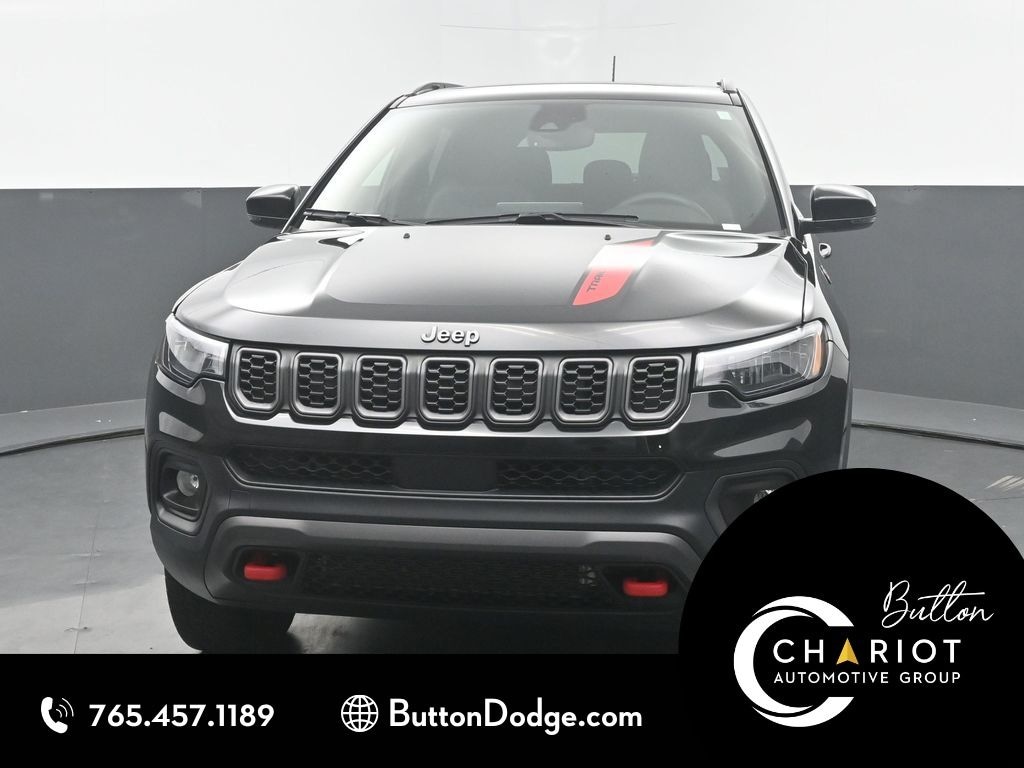 Used 2025 Jeep Compass Trailhawk SUV
