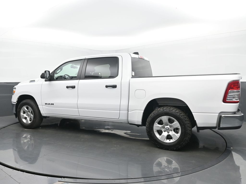 2024 Ram 1500 Big Horn Lone Star photo 3