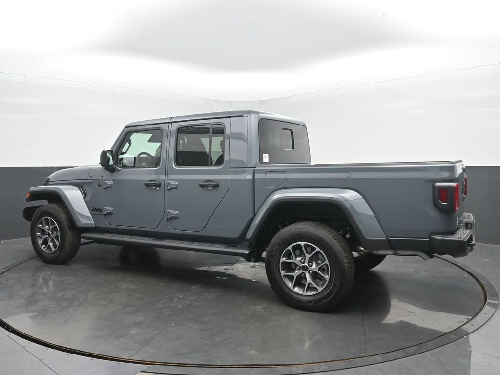 New 2026 Jeep Gladiator Sport S Pickup