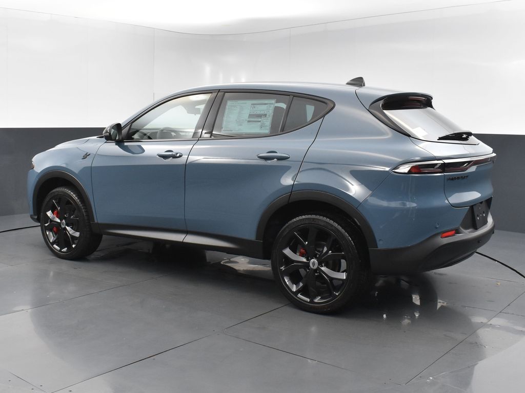 2024 Dodge Hornet GT photo 3