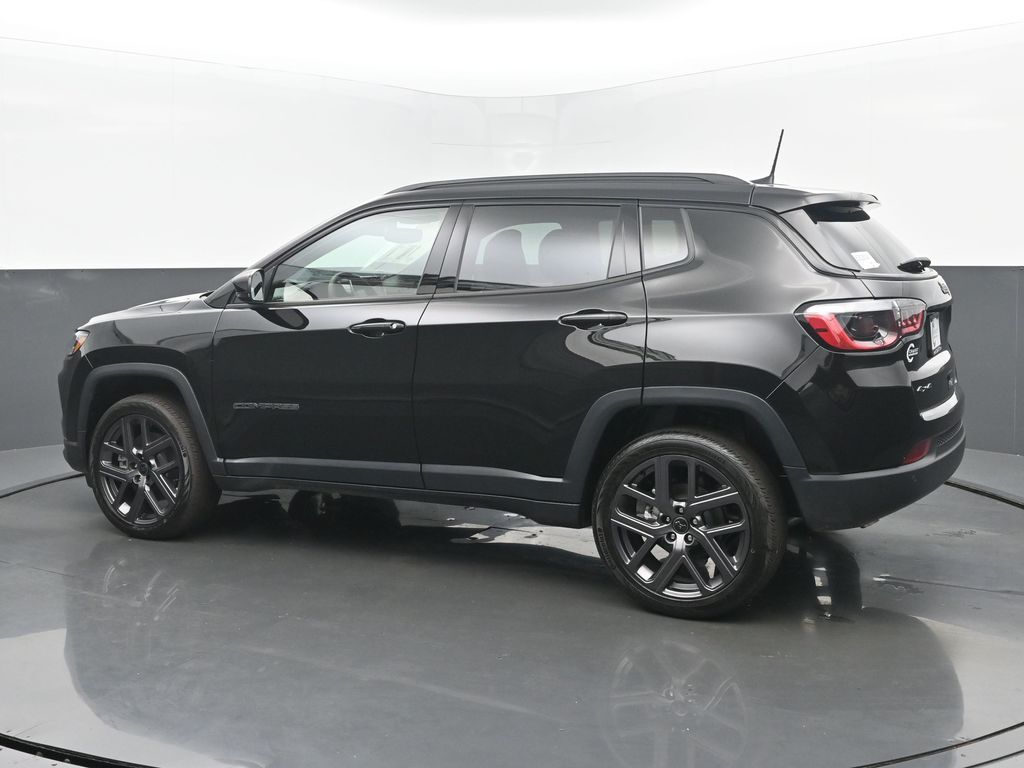 2026 Jeep Compass Limited photo 3