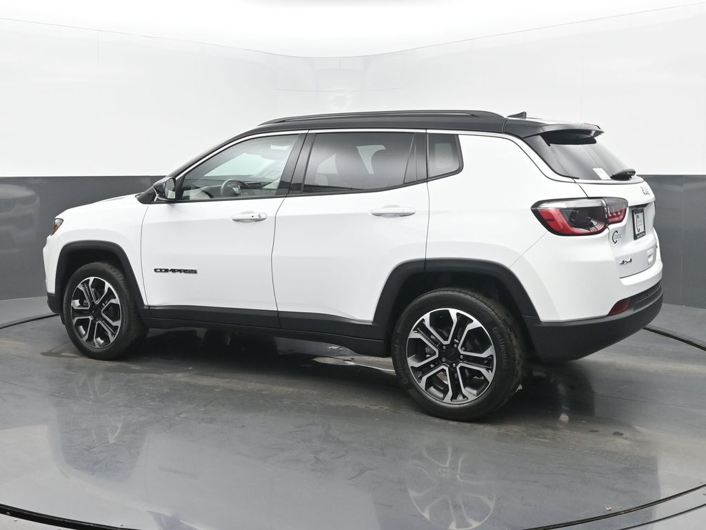 2022 Jeep Compass Limited photo 3