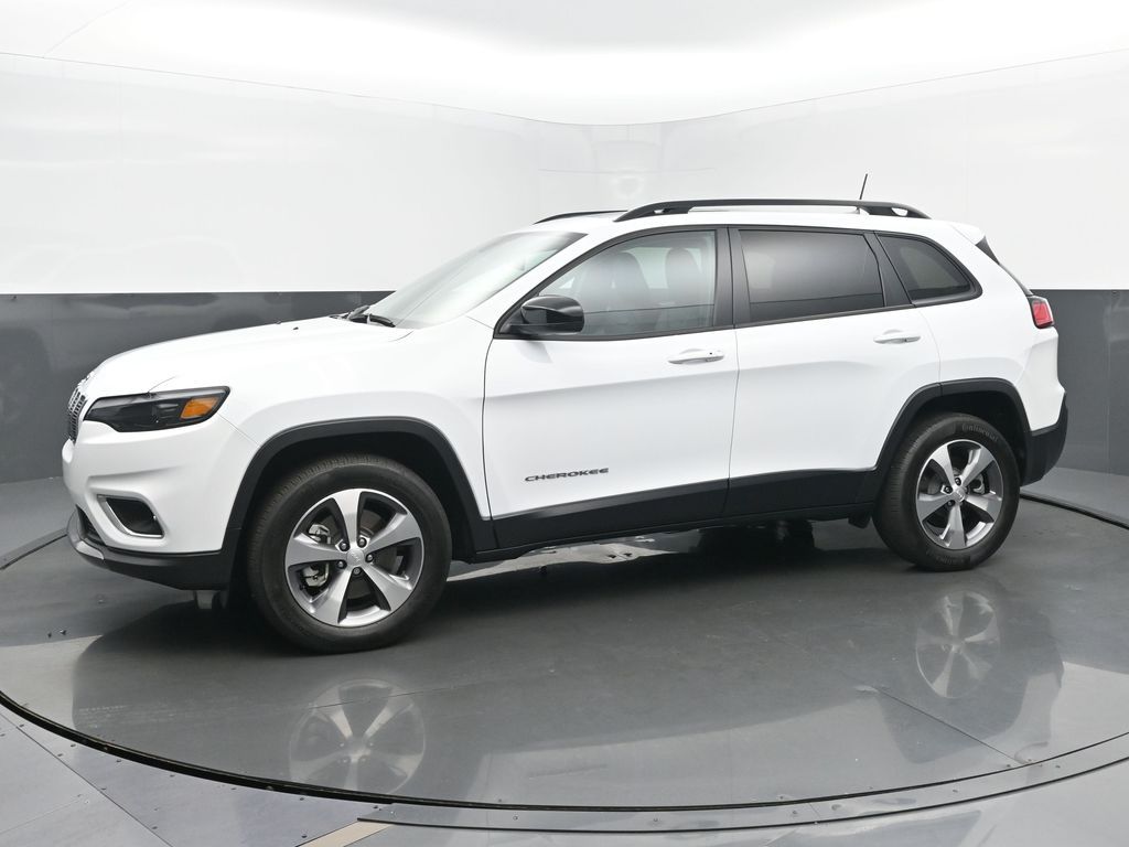 Used 2022 Jeep Cherokee Limited with VIN 1C4PJMDX5ND533343 for sale in Kokomo, IN