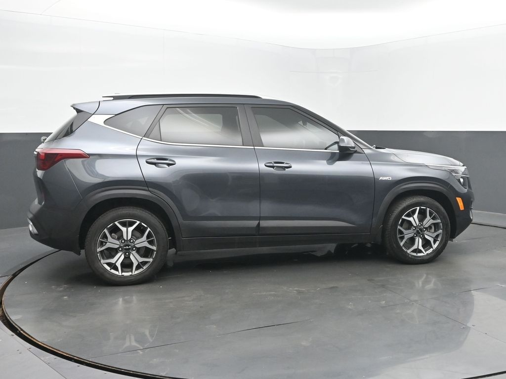 Used 2023 Kia Seltos EX SUV