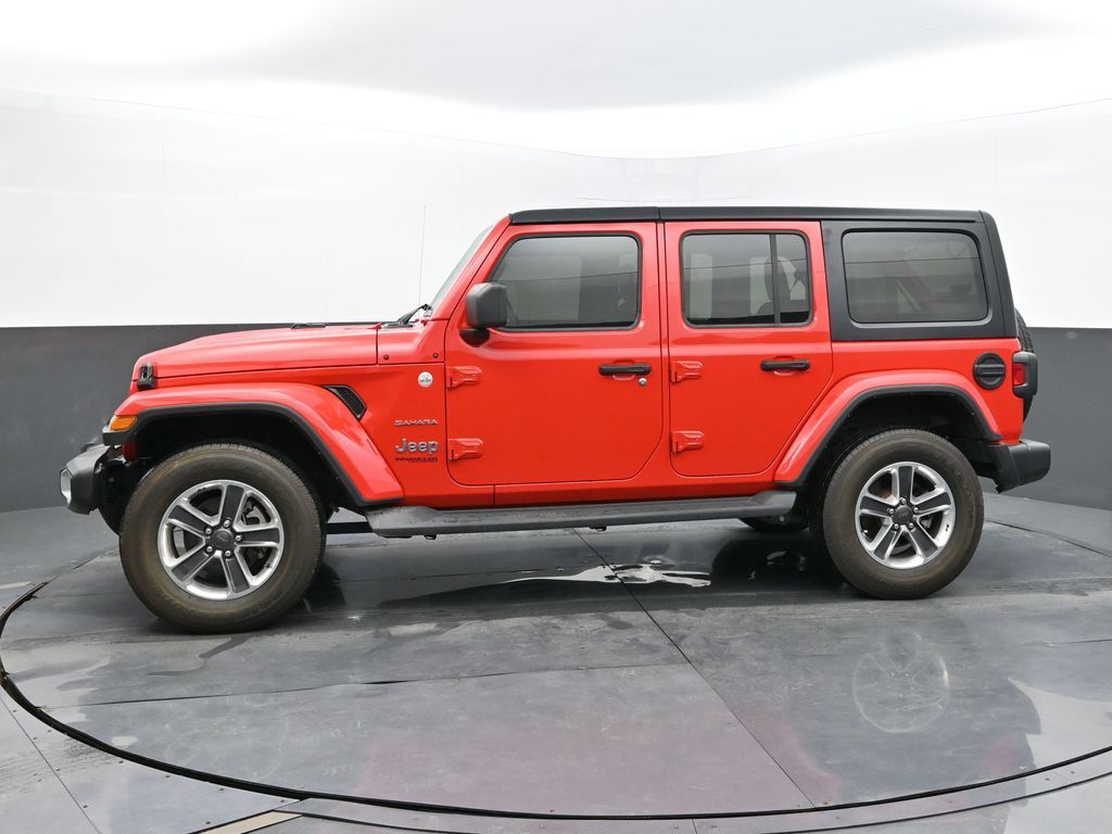 2021 Jeep Wrangler Unlimited Sahara photo 2