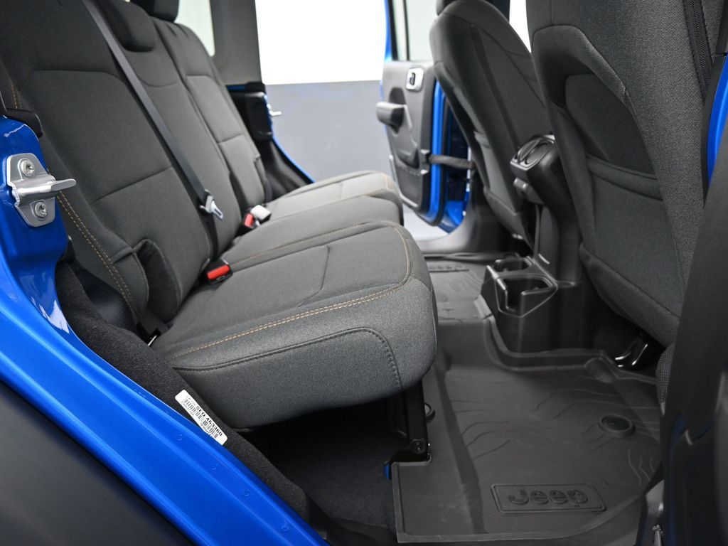 2025 Jeep Wrangler 4-Door Sport S - Photo 15