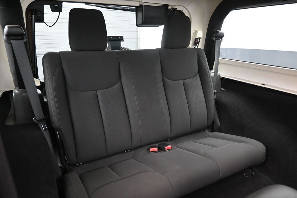 2015 Jeep Wrangler Sport - Photo 14