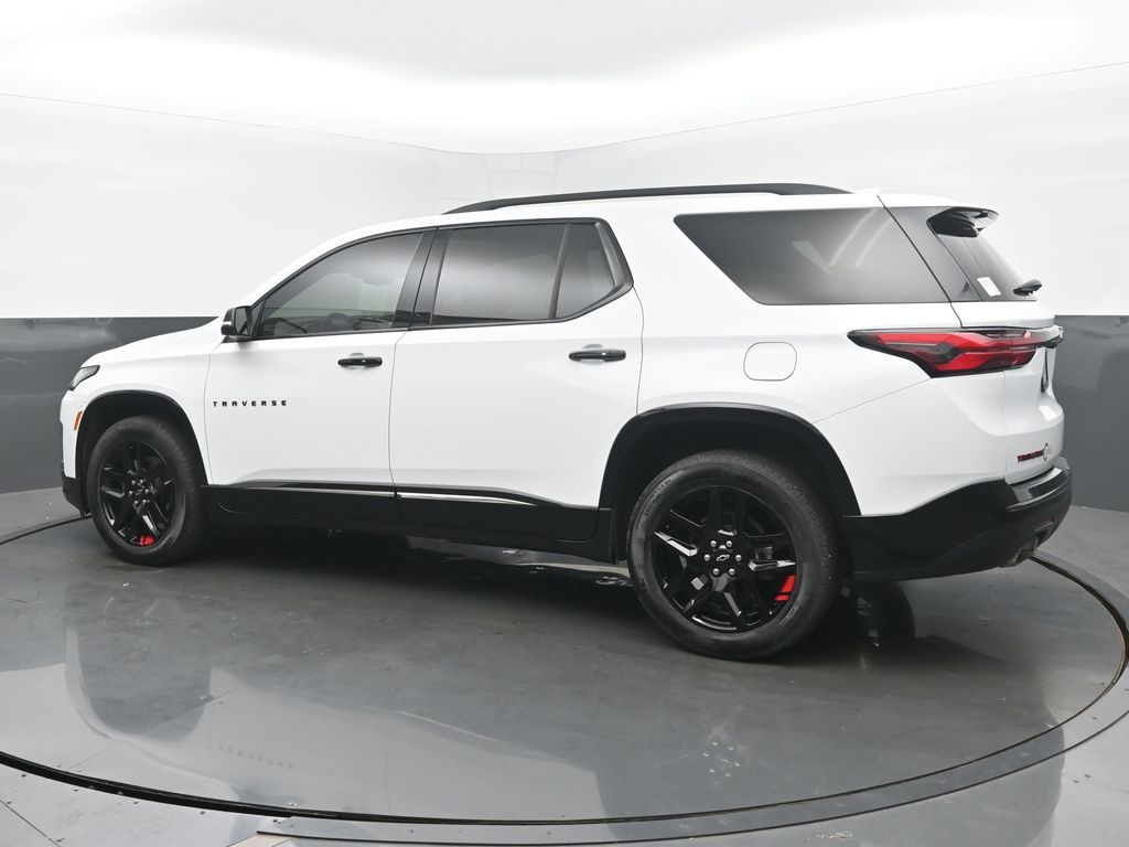 2023 Chevrolet Traverse Premier photo 3