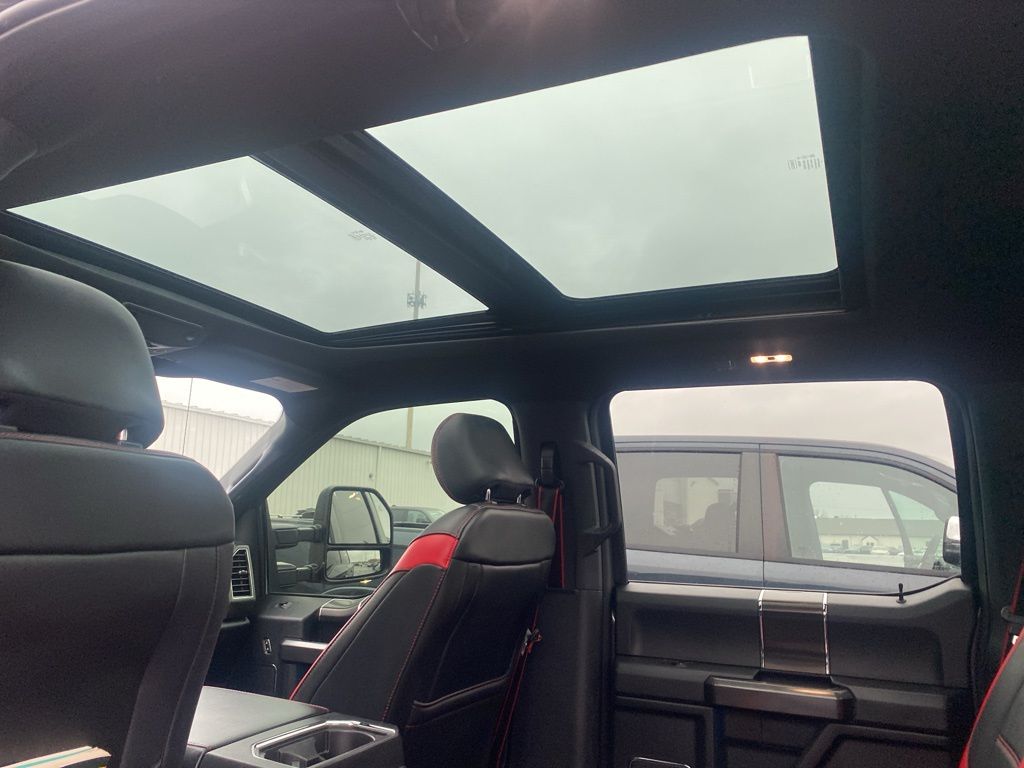 2018 Ford F-150 Lariat photo 3