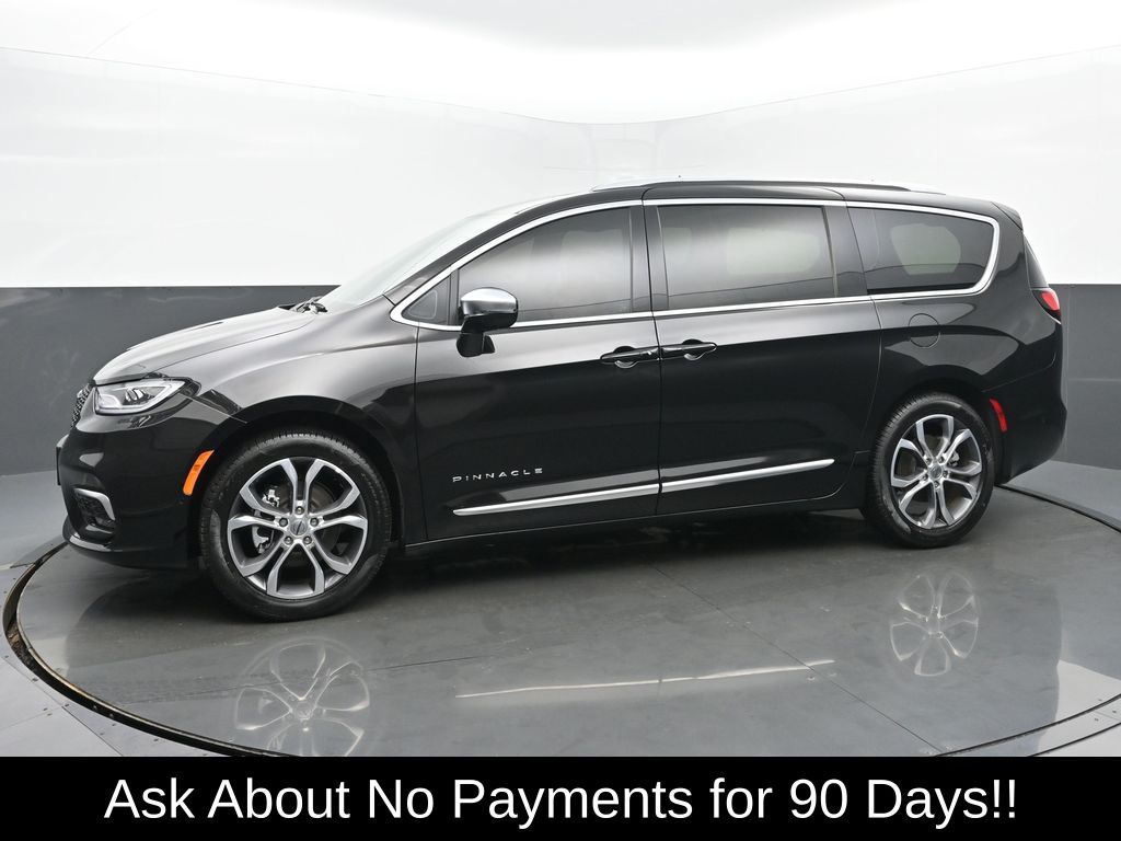 2025 Chrysler Pacifica Pinnacle photo 2