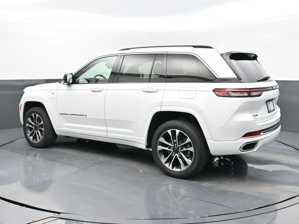 2022 Jeep Grand Cherokee Overland 4xe photo 3