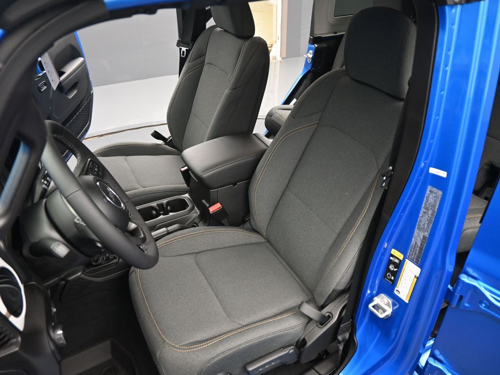 2025 Jeep Wrangler 4-Door Sport S - Photo 11