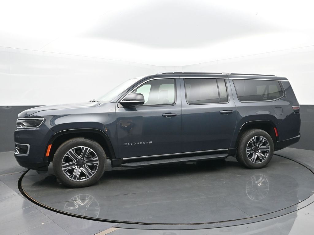 2024 Jeep Wagoneer L Series II photo 2
