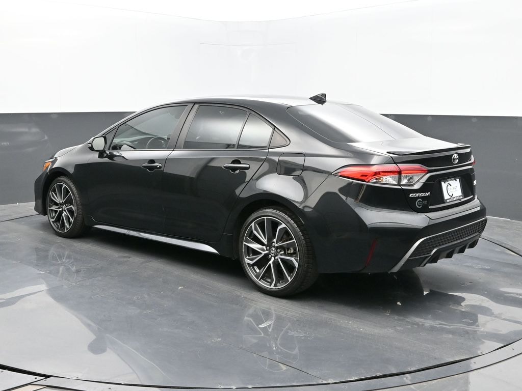Used 2022 Toyota Corolla SE Sedan