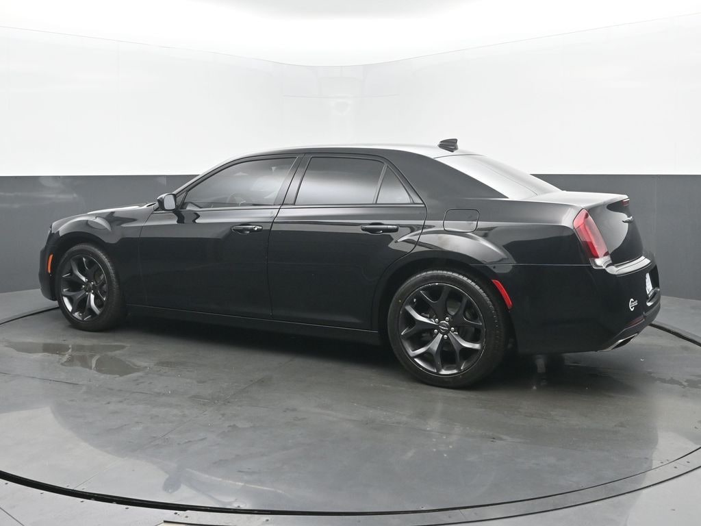 Used 2022 Chrysler 300 Touring Sedan