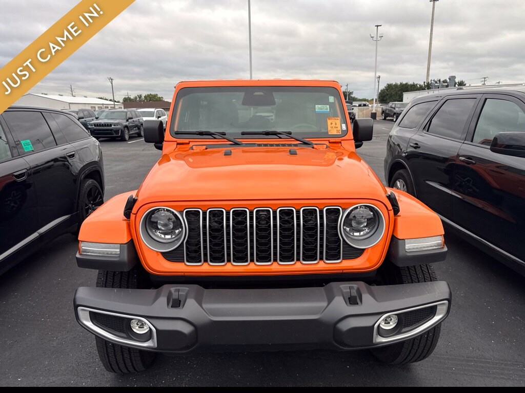 Used 2025 Jeep Wrangler Sahara SUV