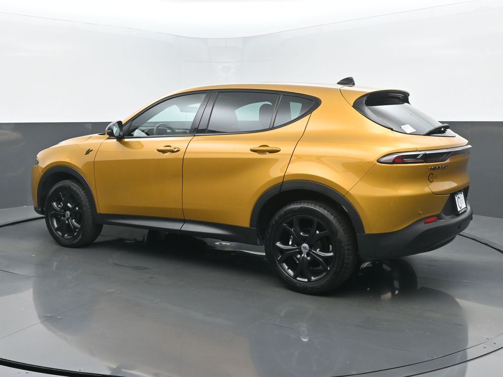 2024 Dodge Hornet GT Plus photo 3