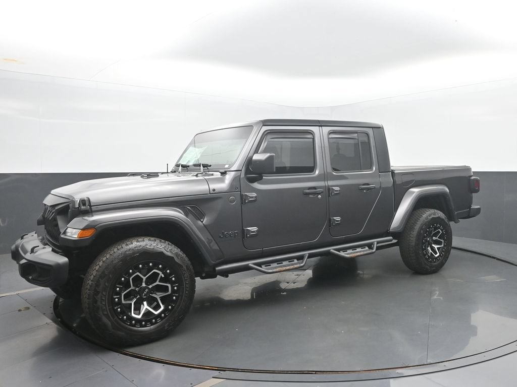 2022 Jeep Gladiator Altitude