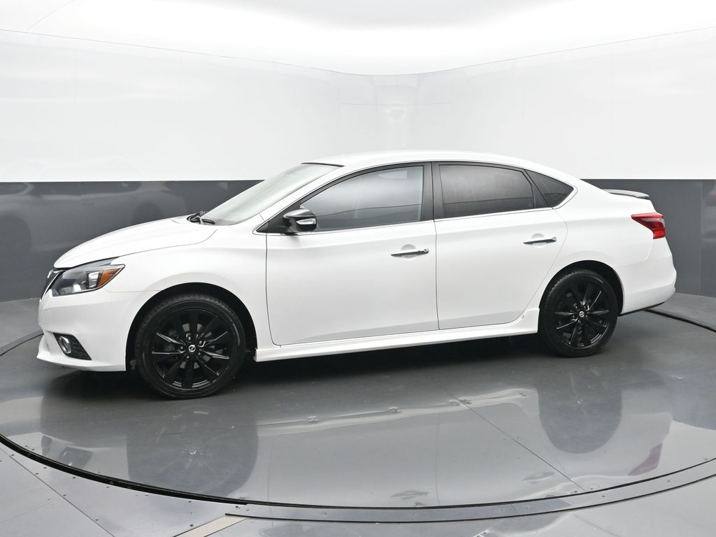2017 Nissan Sentra SR photo 2
