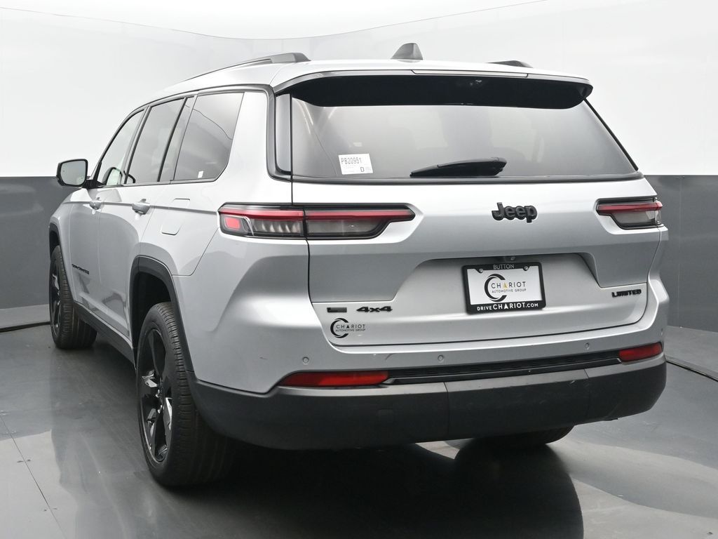 2022 Jeep Grand Cherokee Limited photo 4