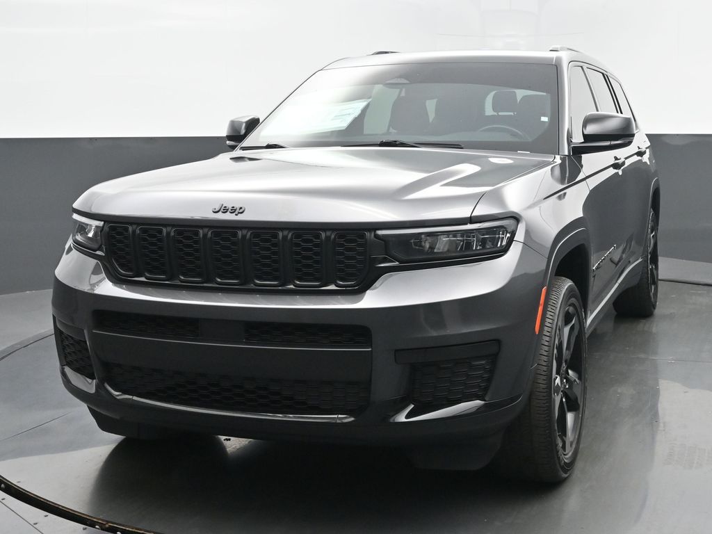 2022 Jeep Grand Cherokee L Altitude