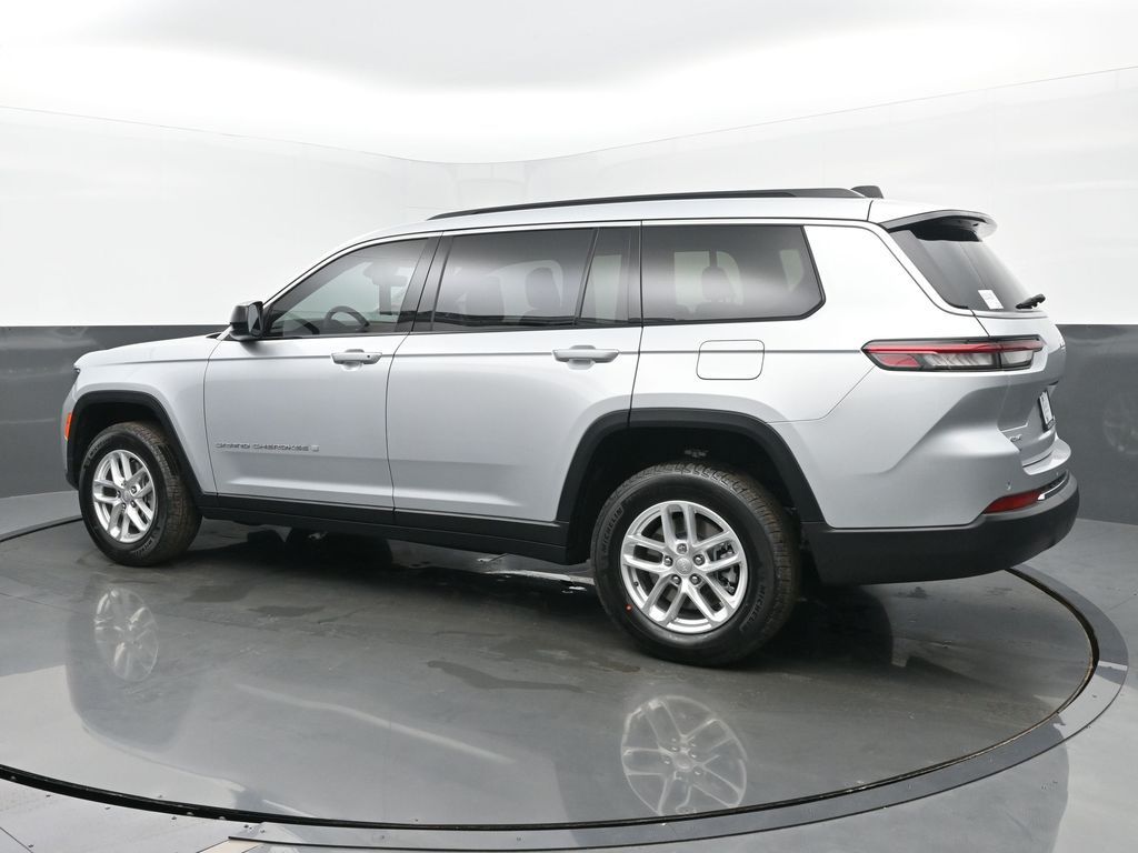 2025 Jeep Grand Cherokee L photo 3