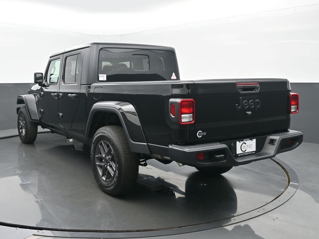 2025 Jeep Gladiator Sport photo 4