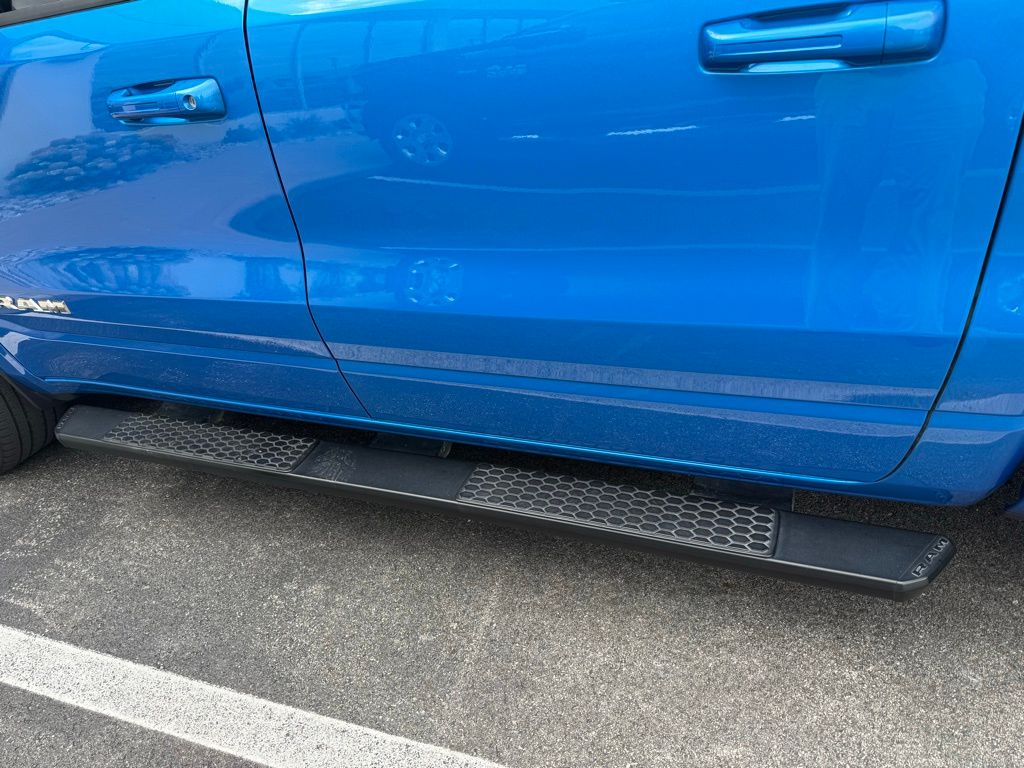 2022 Ram 1500 Big Horn Lone Star photo 3