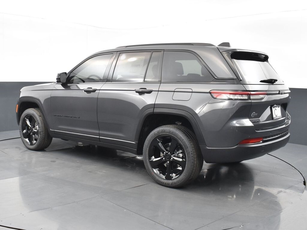New 2024 Jeep Grand Cherokee Altitude For Sale Tipton IN