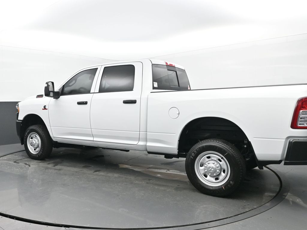 2024 Ram 2500 Tradesman photo 3