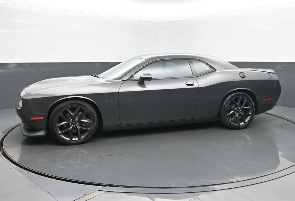 2019 Dodge Challenger R/T photo 2