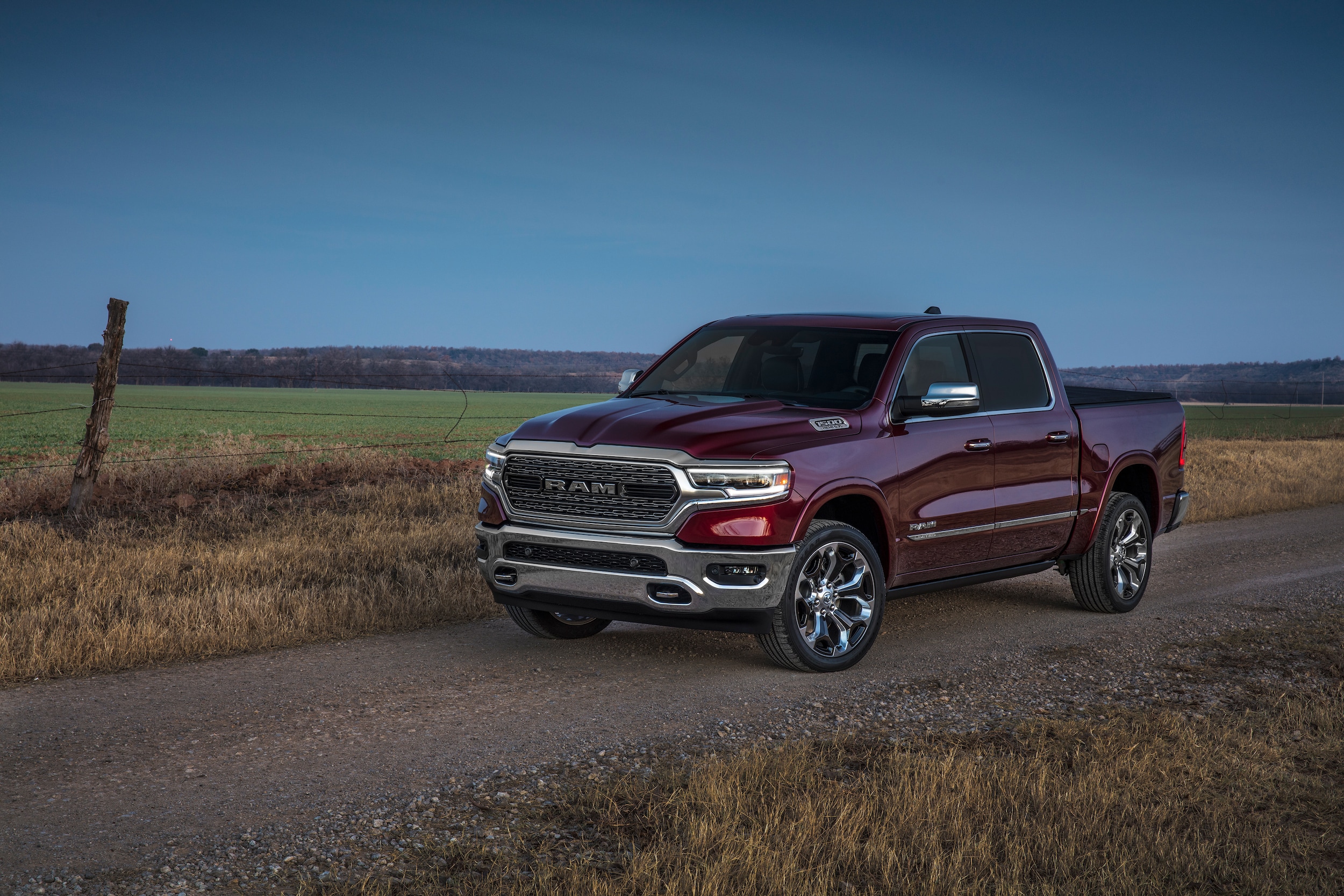 2024-RAM-1500-Limited-CrewCab-WheelAddOn-Truck-L04.jpg