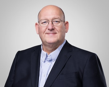 Staff member KEVIN LECHNER from ID_8f031b882958