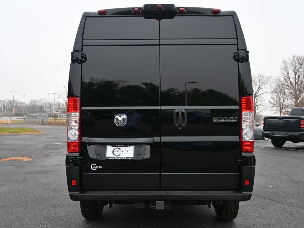 2026 Ram ProMaster 2500 photo 3