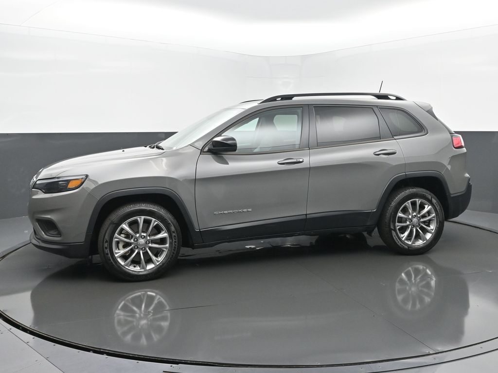 Used 2022 Jeep Cherokee Latitude Lux with VIN 1C4PJLMX4ND532288 for sale in Kokomo, IN